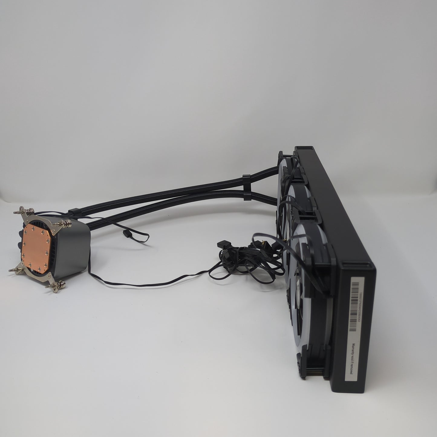DeepCool LS720 All In One CPU Cooler R-LS720-BKAMNT-G-1