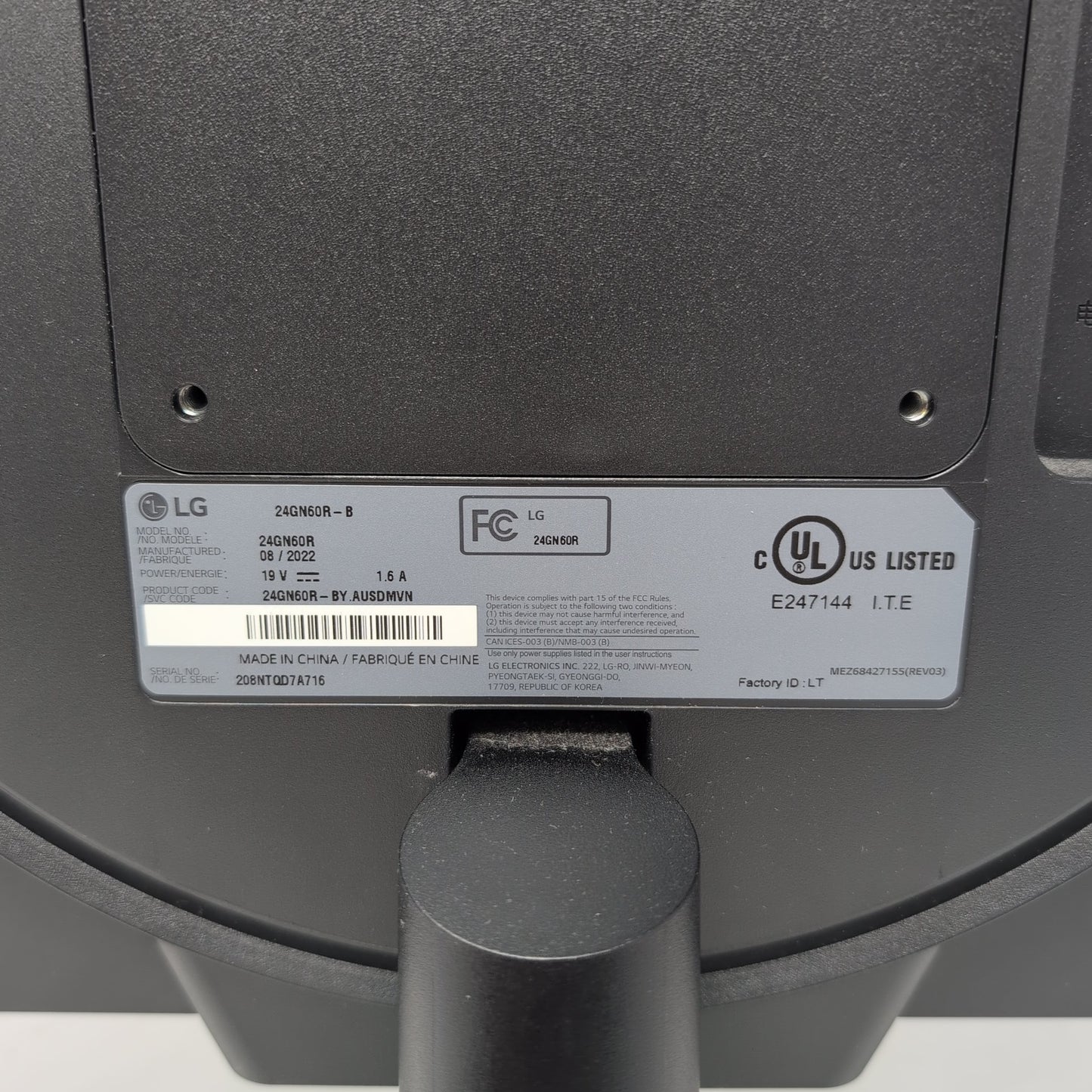 LG UltraGear 24" 24GN60R IPS LCD Gaming Monitor – 144Hz Refresh HDMI/DP FreeSync