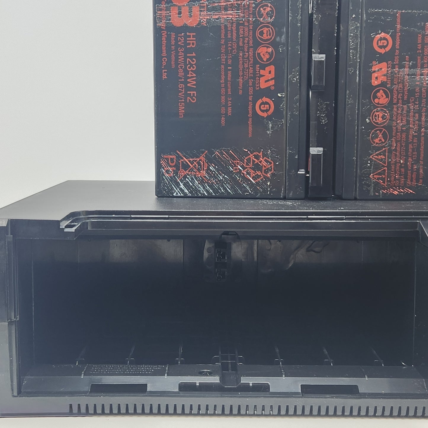 APC BX1500M Line-Interactive Uninterruptible Power Supply