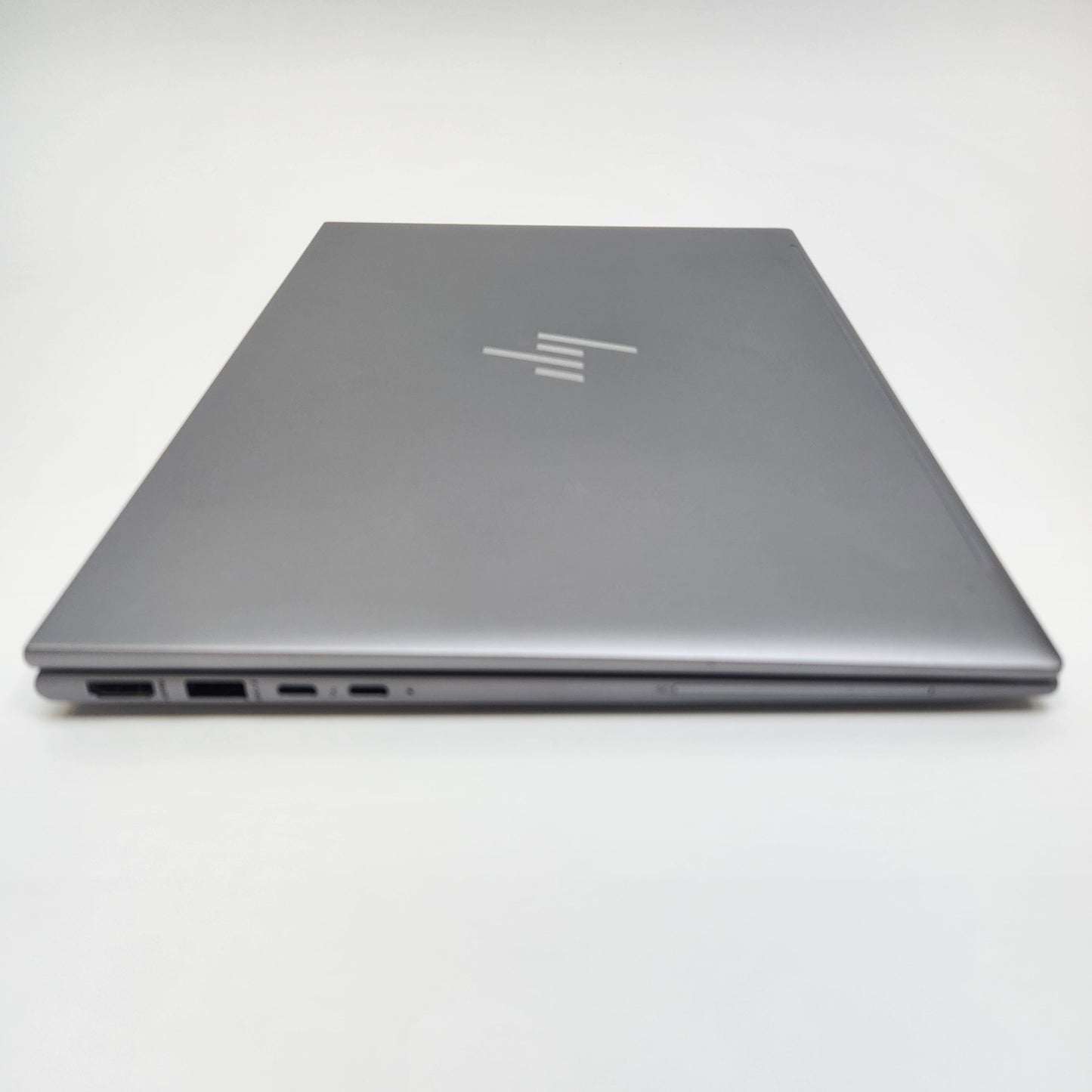 HP ZBook Firefly 14 G10 14" i7-1370P 1.9GHz 32GB RAM 1TB SSD