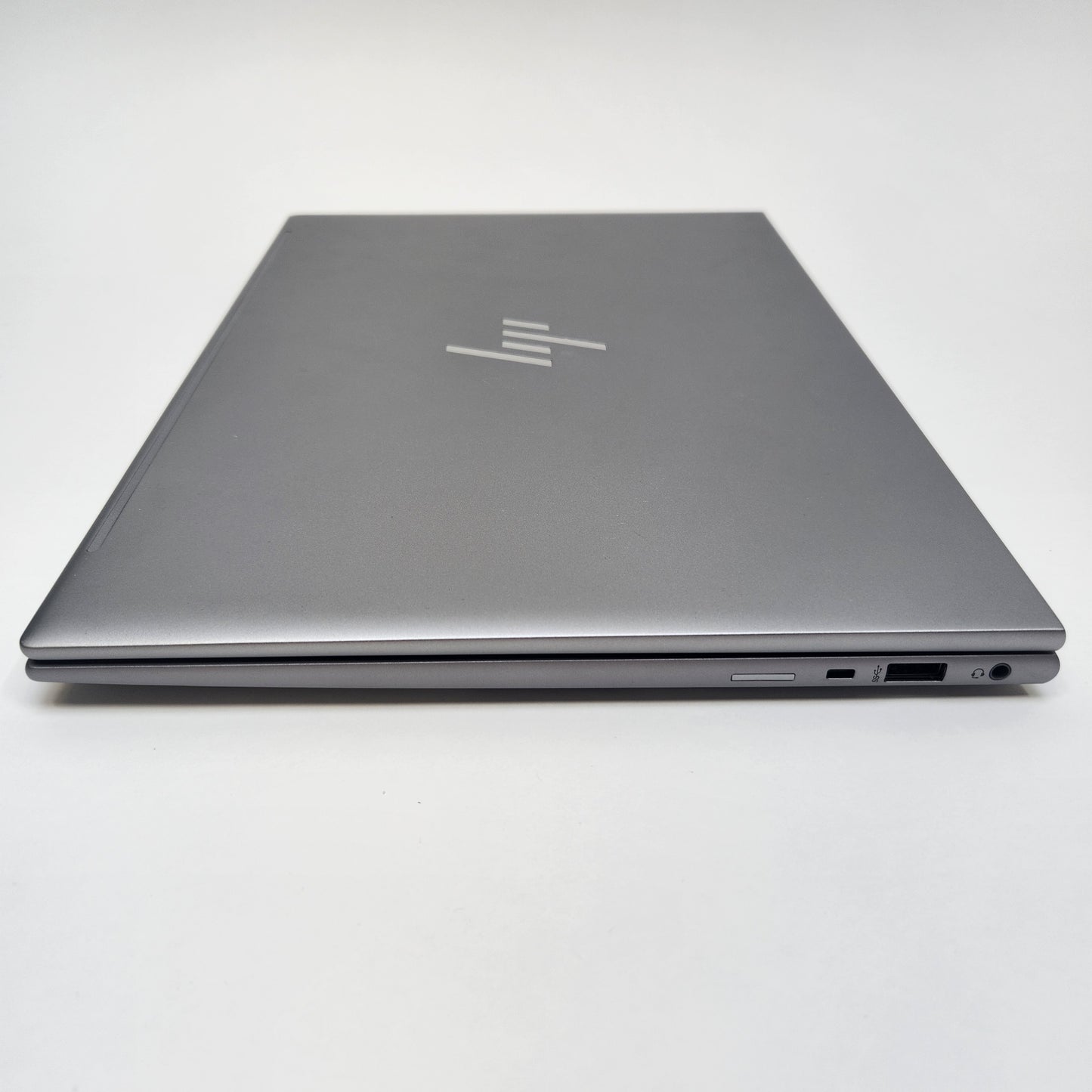 HP ZBook Firefly 14 G10 14" i7-1370P 1.9GHz 32GB RAM 1TB SSD