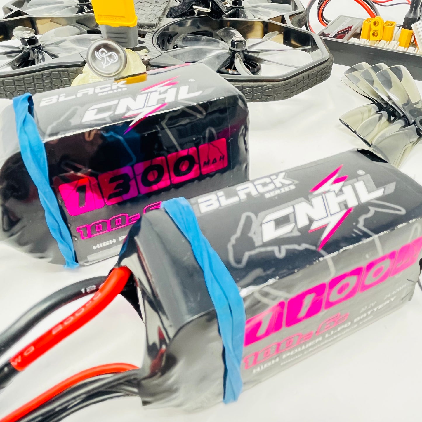 iFlight ProTek35 MR-IFP35F HD FPV Quad Drone w/ DJI 04 Air Unit and Charging Board + 2x 1,300mAH Batteries