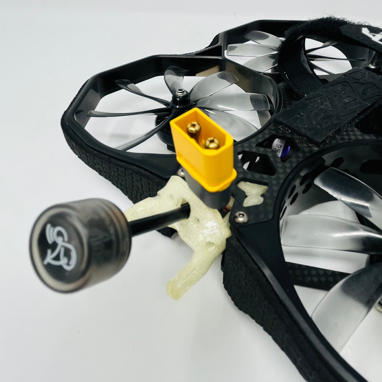 iFlight ProTek35 MR-IFP35F HD FPV Quad Drone w/ DJI 04 Air Unit and Charging Board + 2x 1,300mAH Batteries