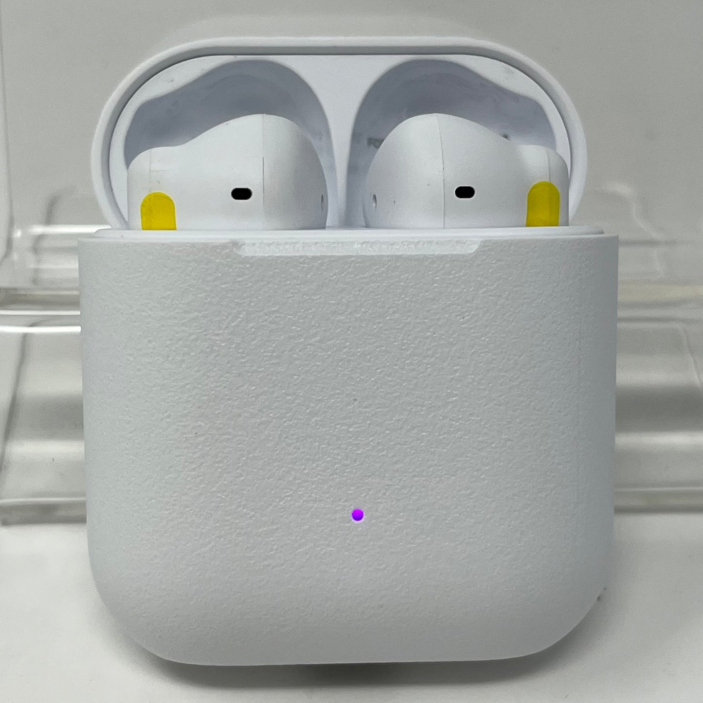 Onn. Wireless in-Ear Earphones w/ Environmental Noise Cancellation Microphone & Charging Case