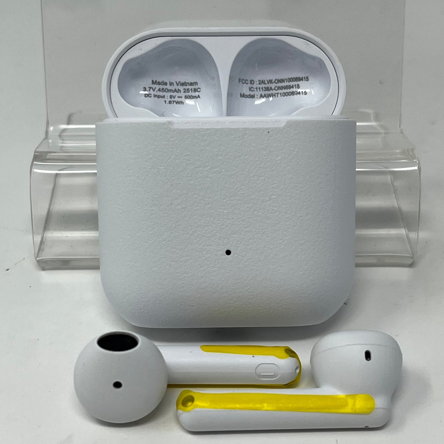 Onn. Wireless in-Ear Earphones w/ Environmental Noise Cancellation Microphone & Charging Case