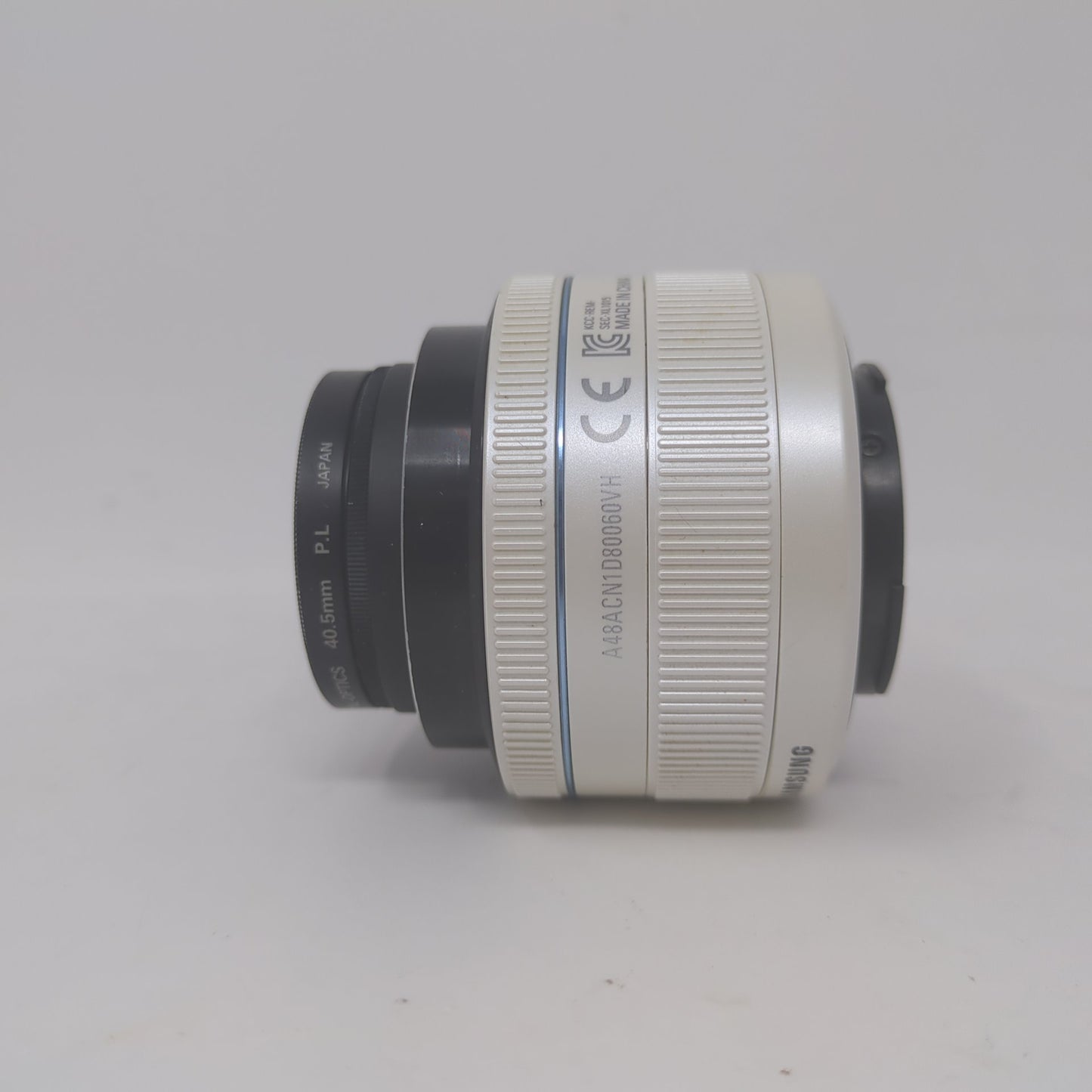 Samsung NX300 EV-NX300ZBABUS 20.3MP Mirrorless Camera with Samsung Lens